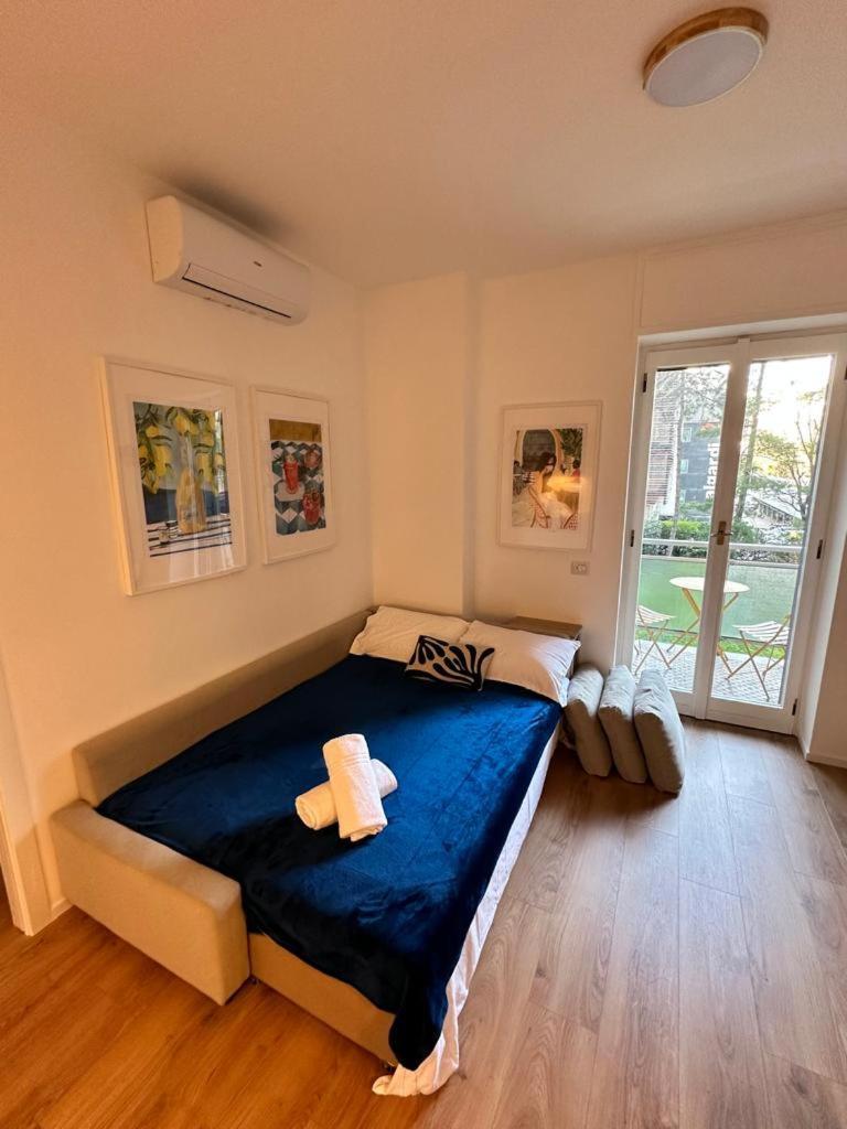 Luxury 1 Bedroom Apartment, Close To San Siro, Fiera And 10 Min Metro To Duomo Milan Luaran gambar